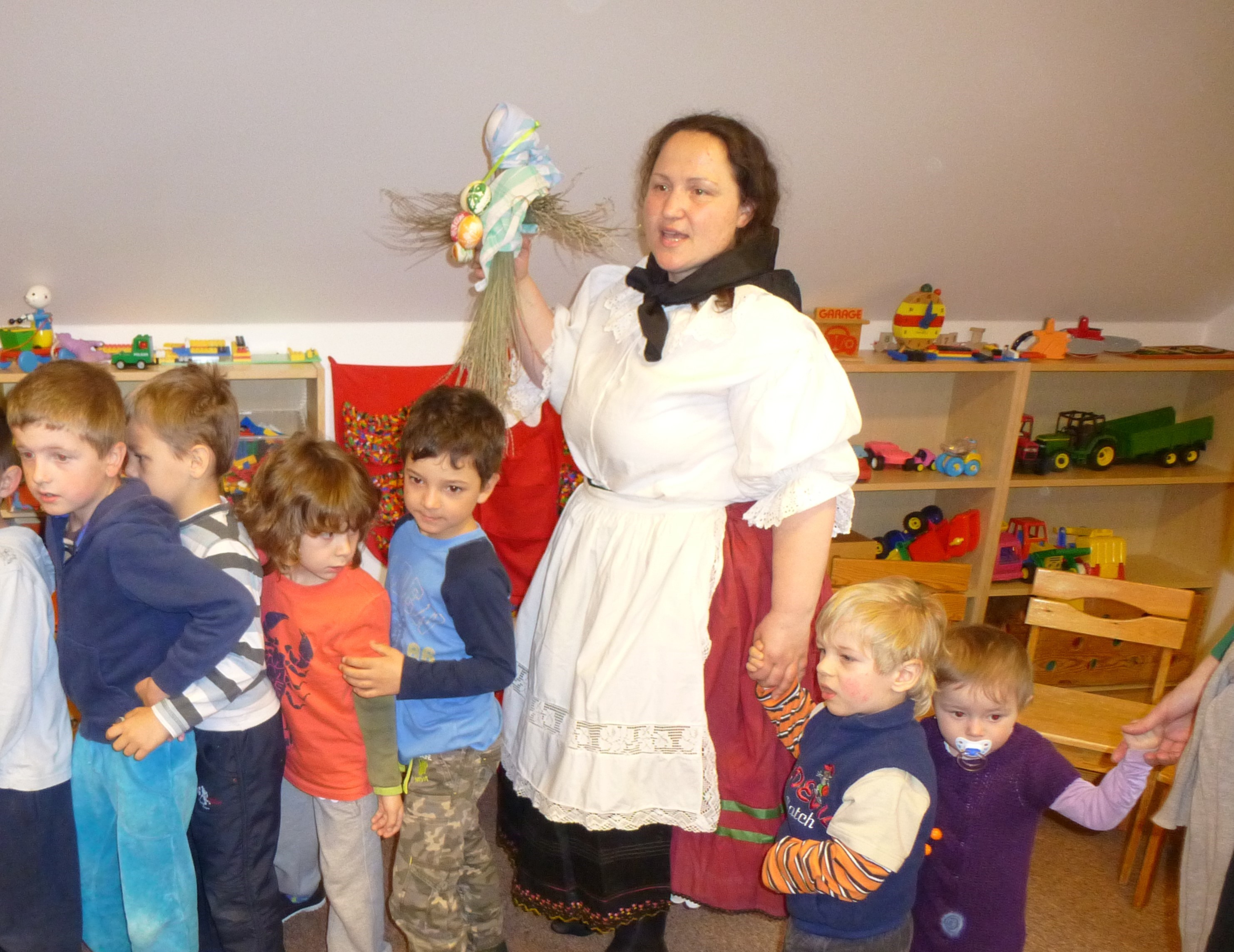 Hudební lekce pro děti ve školce v Křemži